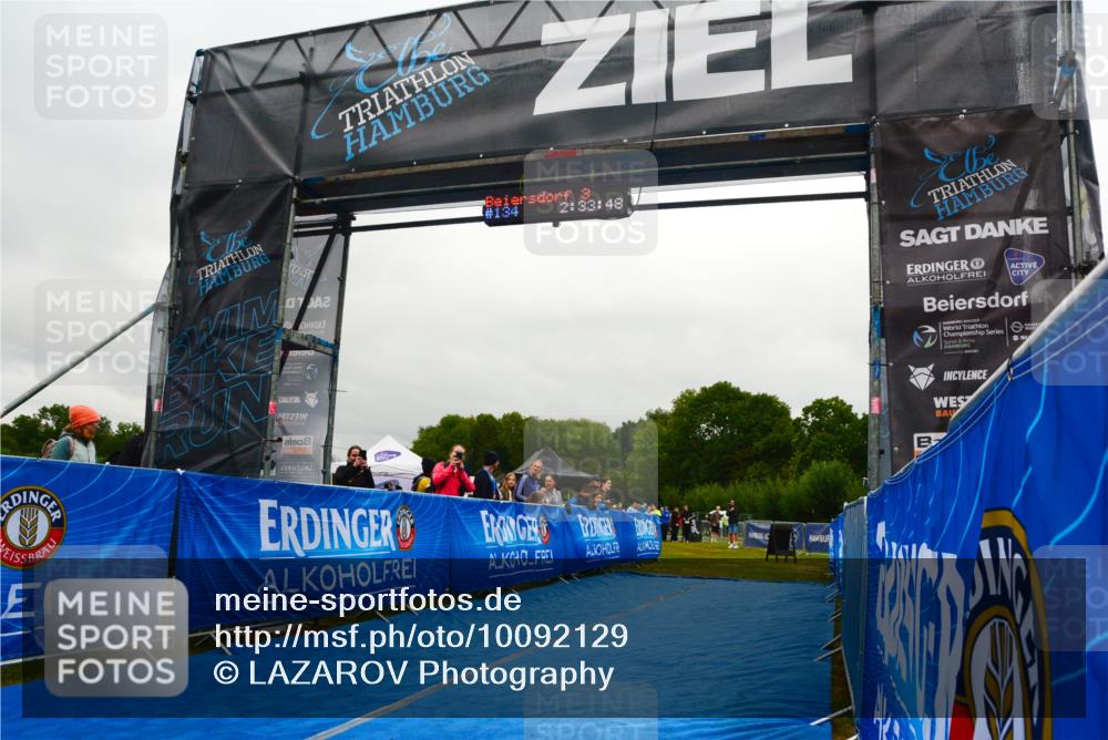 30.08.2026 - Elbe Triathlon Hamburg LAZAROV Photography http://msf.ph/oto/10092129 30.08.2026 16:33:48 Ziel  meine-sportfotos.de