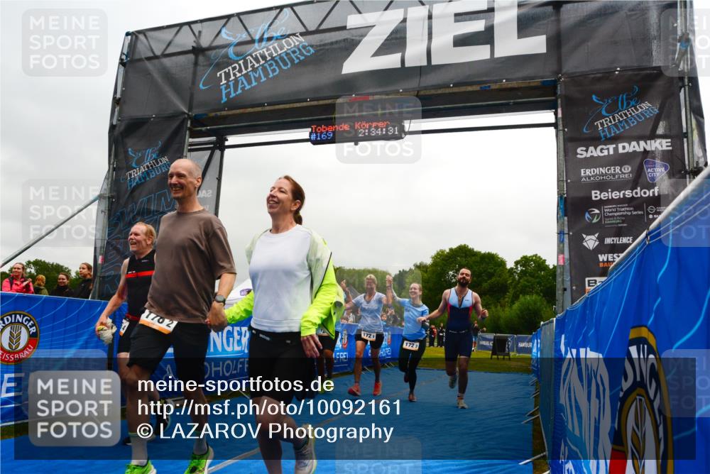 30.08.2026 - Elbe Triathlon Hamburg LAZAROV Photography http://msf.ph/oto/10092161 30.08.2026 16:34:33 Ziel  meine-sportfotos.de
