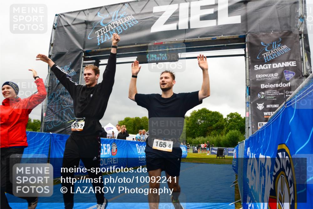 30.08.2026 - Elbe Triathlon Hamburg LAZAROV Photography http://msf.ph/oto/10092241 30.08.2026 16:39:02 Ziel  meine-sportfotos.de