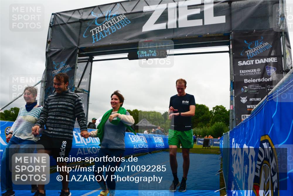 30.08.2026 - Elbe Triathlon Hamburg LAZAROV Photography http://msf.ph/oto/10092285 30.08.2026 16:44:47 Ziel  meine-sportfotos.de