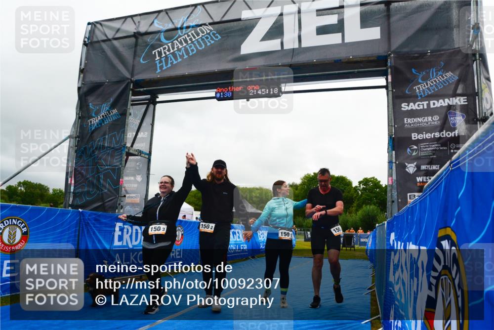30.08.2026 - Elbe Triathlon Hamburg LAZAROV Photography http://msf.ph/oto/10092307 30.08.2026 16:45:21 Ziel  meine-sportfotos.de
