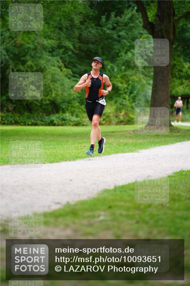 30.08.2026 - Elbe Triathlon Hamburg LAZAROV Photography http://msf.ph/oto/10093651 30.08.2026 15:16:00 Laufen  meine-sportfotos.de