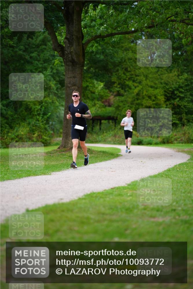 30.08.2026 - Elbe Triathlon Hamburg LAZAROV Photography http://msf.ph/oto/10093772 30.08.2026 15:20:49 Laufen  meine-sportfotos.de