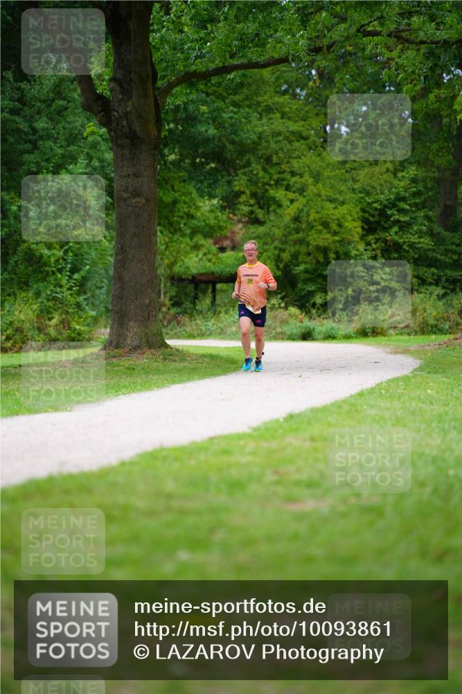 30.08.2026 - Elbe Triathlon Hamburg LAZAROV Photography http://msf.ph/oto/10093861 30.08.2026 15:23:09 Laufen  meine-sportfotos.de