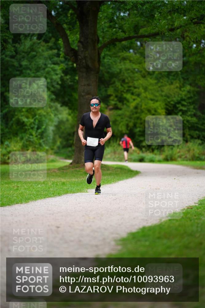 30.08.2026 - Elbe Triathlon Hamburg LAZAROV Photography http://msf.ph/oto/10093963 30.08.2026 15:28:40 Laufen  meine-sportfotos.de