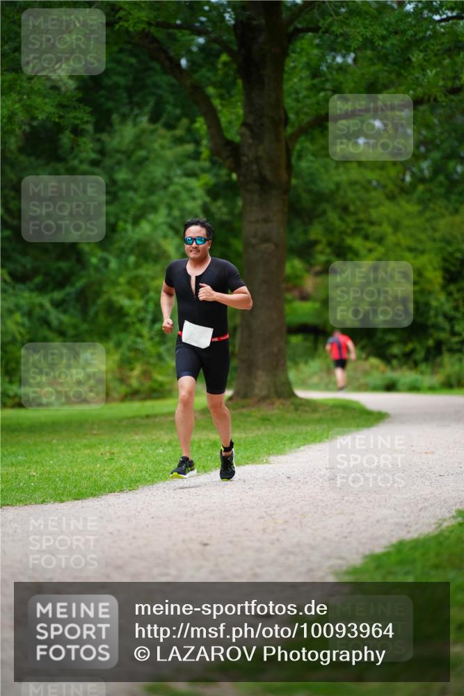 30.08.2026 - Elbe Triathlon Hamburg LAZAROV Photography http://msf.ph/oto/10093964 30.08.2026 15:28:41 Laufen  meine-sportfotos.de