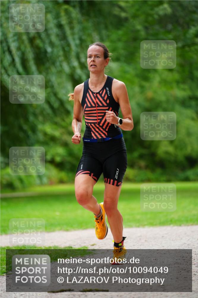 30.08.2026 - Elbe Triathlon Hamburg LAZAROV Photography http://msf.ph/oto/10094049 30.08.2026 15:32:46 Laufen  meine-sportfotos.de