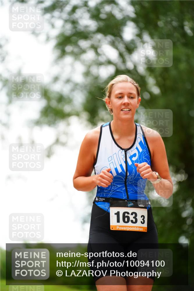 30.08.2026 - Elbe Triathlon Hamburg LAZAROV Photography http://msf.ph/oto/10094100 30.08.2026 15:37:25 Laufen 1633 meine-sportfotos.de