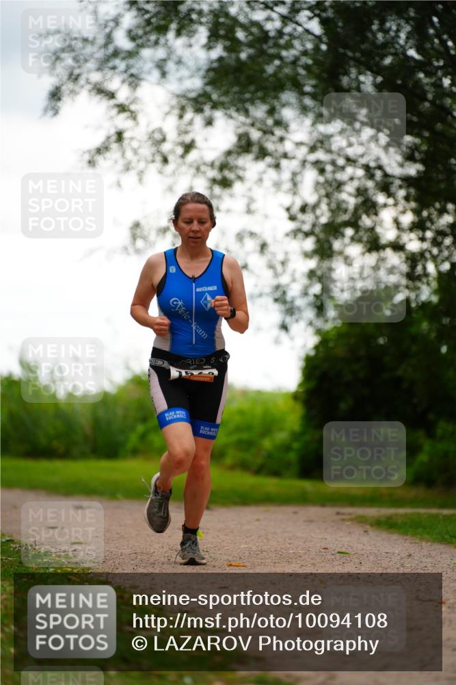 30.08.2026 - Elbe Triathlon Hamburg LAZAROV Photography http://msf.ph/oto/10094108 30.08.2026 15:37:55 Laufen  meine-sportfotos.de