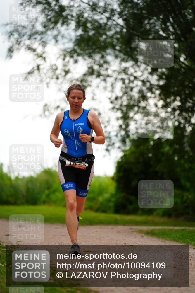 30.08.2026 - Elbe Triathlon Hamburg LAZAROV Photography http://msf.ph/oto/10094109 30.08.2026 15:37:56 Laufen  meine-sportfotos.de