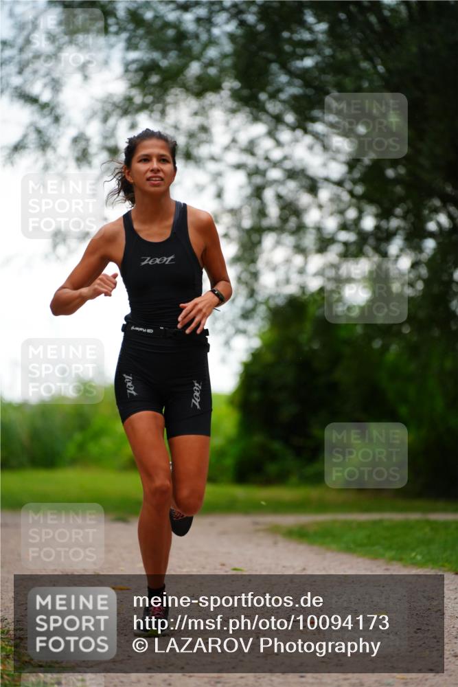 30.08.2026 - Elbe Triathlon Hamburg LAZAROV Photography http://msf.ph/oto/10094173 30.08.2026 15:39:06 Laufen 7001, 7801 meine-sportfotos.de