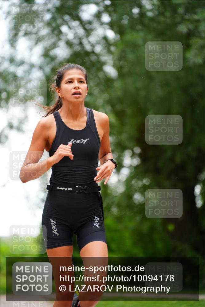 30.08.2026 - Elbe Triathlon Hamburg LAZAROV Photography http://msf.ph/oto/10094178 30.08.2026 15:39:06 Laufen 7001 meine-sportfotos.de