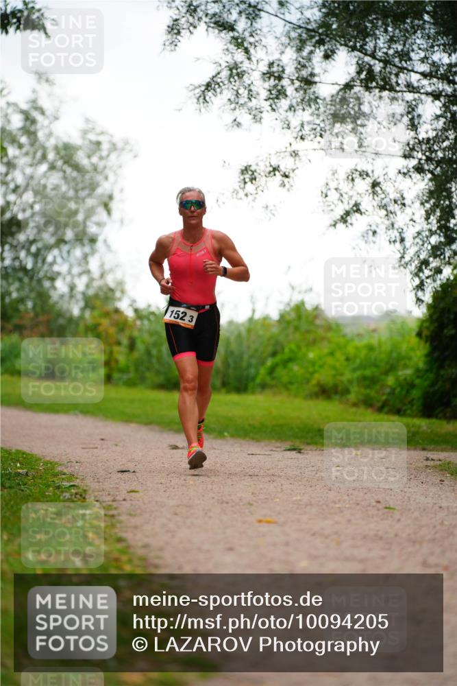 30.08.2026 - Elbe Triathlon Hamburg LAZAROV Photography http://msf.ph/oto/10094205 30.08.2026 15:39:51 Laufen 152, 3 meine-sportfotos.de