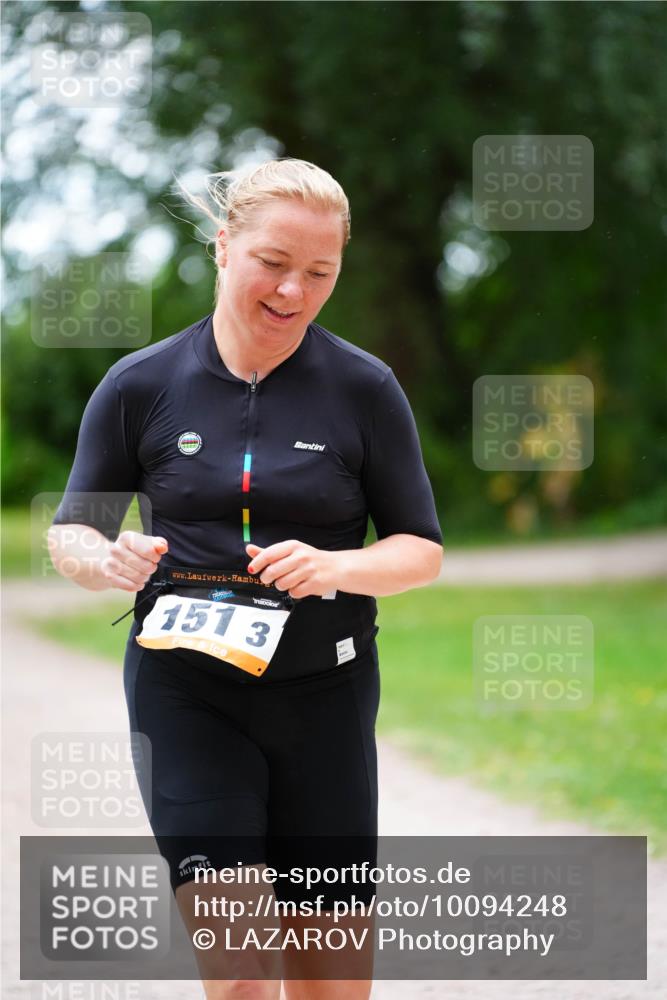 30.08.2026 - Elbe Triathlon Hamburg LAZAROV Photography http://msf.ph/oto/10094248 30.08.2026 15:40:17 Laufen 151, 3 meine-sportfotos.de