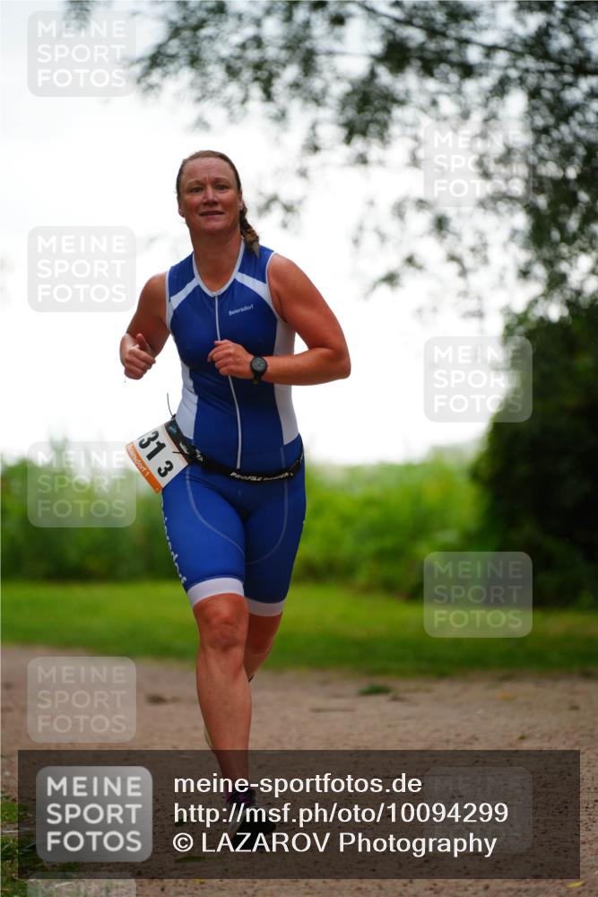 30.08.2026 - Elbe Triathlon Hamburg LAZAROV Photography http://msf.ph/oto/10094299 30.08.2026 15:42:14 Laufen 31, 3, 1 meine-sportfotos.de