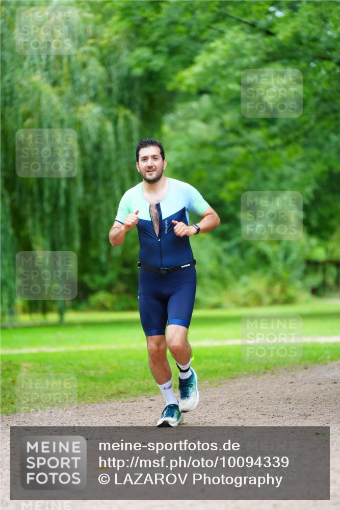 30.08.2026 - Elbe Triathlon Hamburg LAZAROV Photography http://msf.ph/oto/10094339 30.08.2026 17:08:42 Laufen  meine-sportfotos.de
