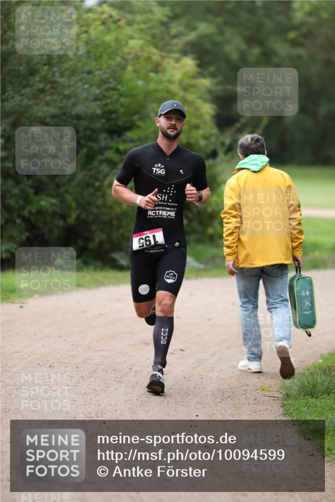 30.08.2026 - Elbe Triathlon Hamburg Antke Förster http://msf.ph/oto/10094599 30.08.2026 09:21:33 Laufen 961 meine-sportfotos.de