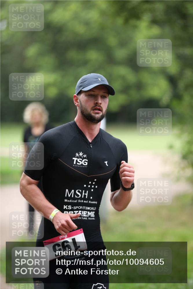 30.08.2026 - Elbe Triathlon Hamburg Antke Förster http://msf.ph/oto/10094605 30.08.2026 09:21:35 Laufen 7, 961 meine-sportfotos.de