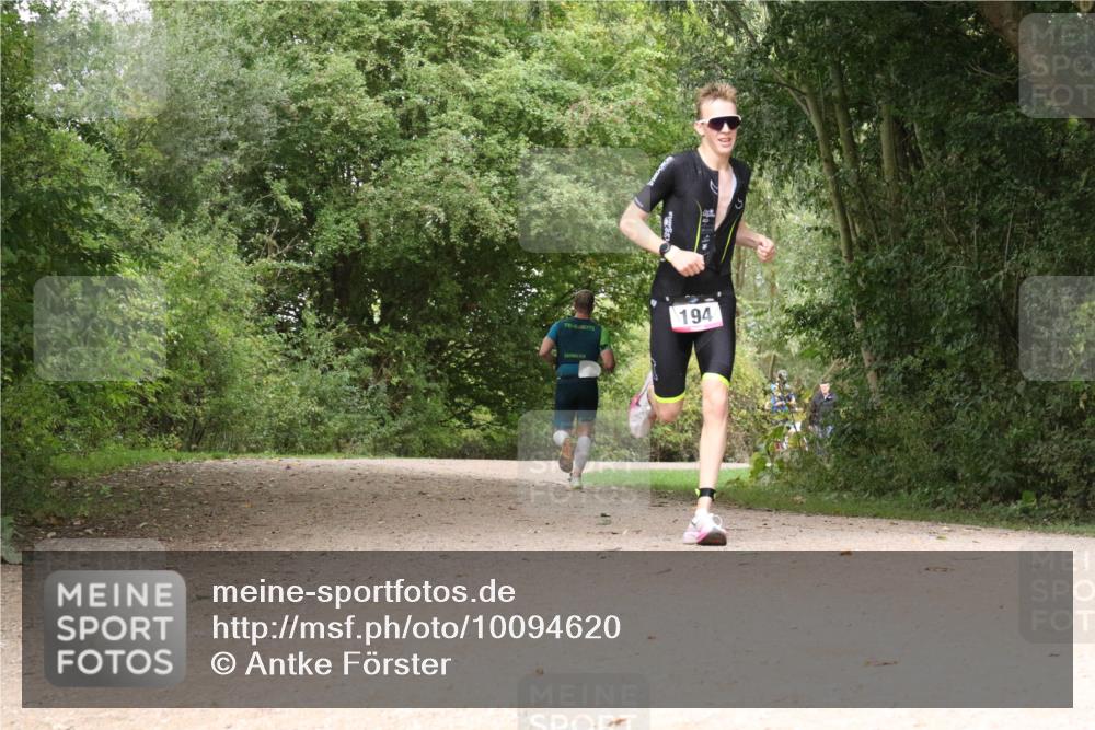 30.08.2026 - Elbe Triathlon Hamburg Antke Förster http://msf.ph/oto/10094620 30.08.2026 09:37:55 Laufen 194 meine-sportfotos.de
