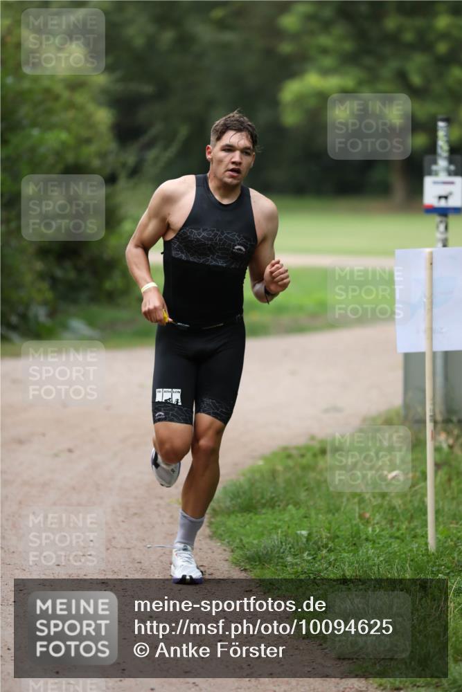 30.08.2026 - Elbe Triathlon Hamburg Antke Förster http://msf.ph/oto/10094625 30.08.2026 09:22:06 Laufen  meine-sportfotos.de