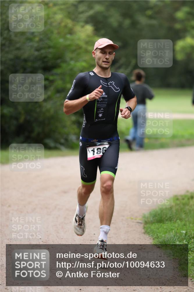 30.08.2026 - Elbe Triathlon Hamburg Antke Förster http://msf.ph/oto/10094633 30.08.2026 09:22:15 Laufen 186 meine-sportfotos.de