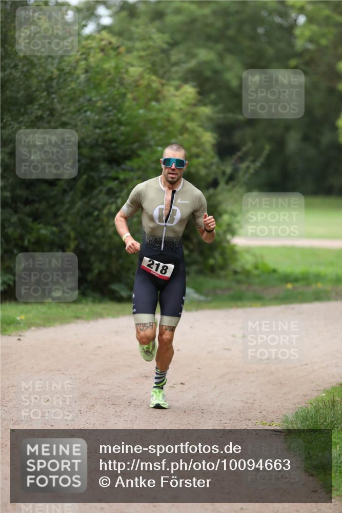 30.08.2026 - Elbe Triathlon Hamburg Antke Förster http://msf.ph/oto/10094663 30.08.2026 09:24:51 Laufen 218 meine-sportfotos.de