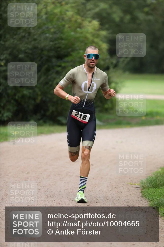 30.08.2026 - Elbe Triathlon Hamburg Antke Förster http://msf.ph/oto/10094665 30.08.2026 09:24:51 Laufen 218 meine-sportfotos.de