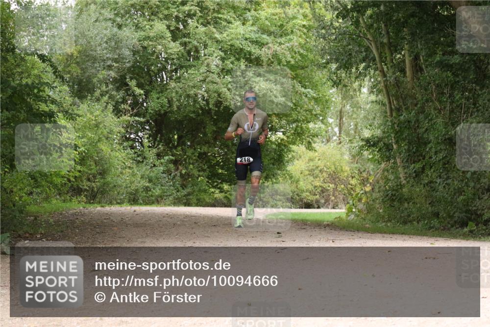 30.08.2026 - Elbe Triathlon Hamburg Antke Förster http://msf.ph/oto/10094666 30.08.2026 09:40:12 Laufen 218 meine-sportfotos.de
