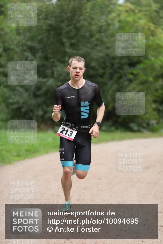 30.08.2026 - Elbe Triathlon Hamburg Antke Förster http://msf.ph/oto/10094695 30.08.2026 09:26:12 Laufen 213 meine-sportfotos.de