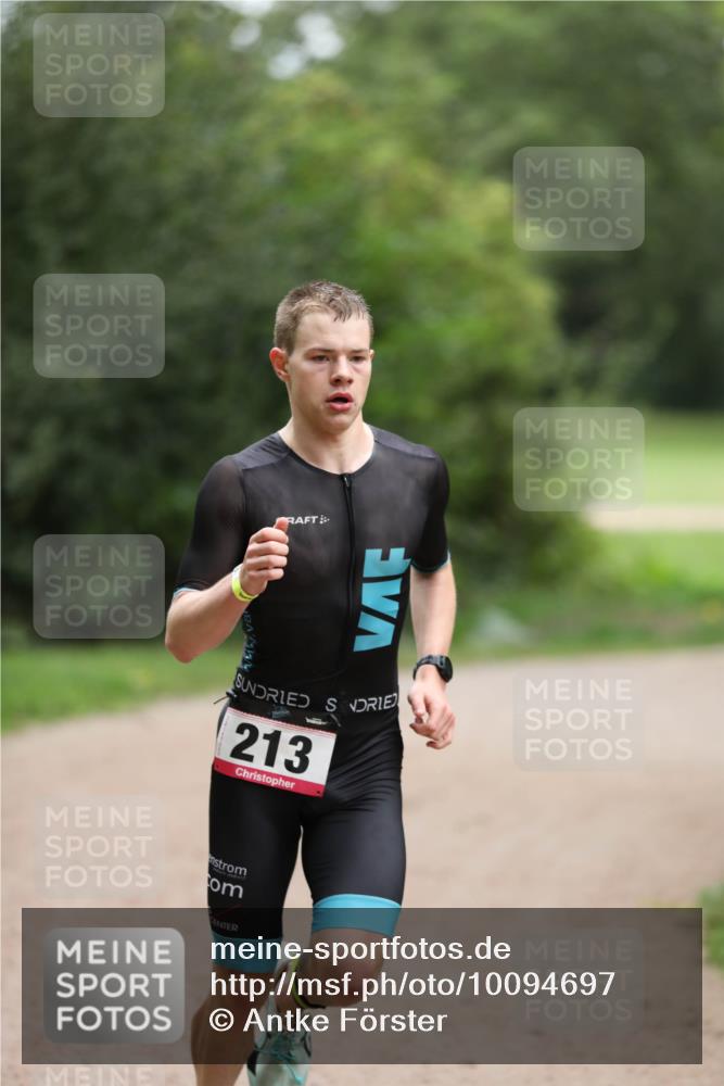 30.08.2026 - Elbe Triathlon Hamburg Antke Förster http://msf.ph/oto/10094697 30.08.2026 09:26:12 Laufen 213 meine-sportfotos.de