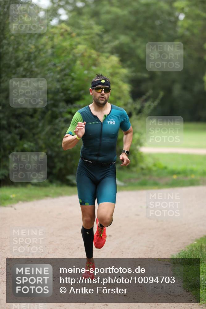 30.08.2026 - Elbe Triathlon Hamburg Antke Förster http://msf.ph/oto/10094703 30.08.2026 09:26:15 Laufen  meine-sportfotos.de