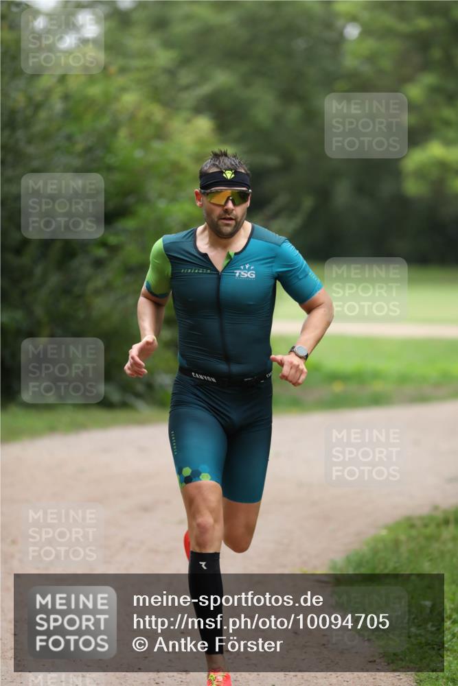 30.08.2026 - Elbe Triathlon Hamburg Antke Förster http://msf.ph/oto/10094705 30.08.2026 09:26:16 Laufen  meine-sportfotos.de