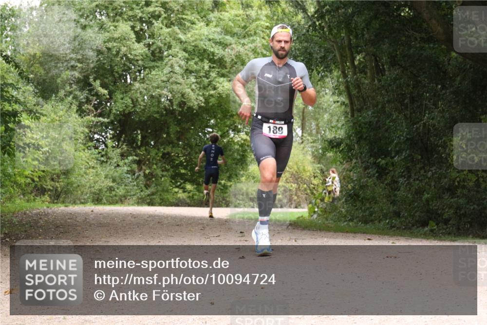 30.08.2026 - Elbe Triathlon Hamburg Antke Förster http://msf.ph/oto/10094724 30.08.2026 09:43:21 Laufen 189 meine-sportfotos.de