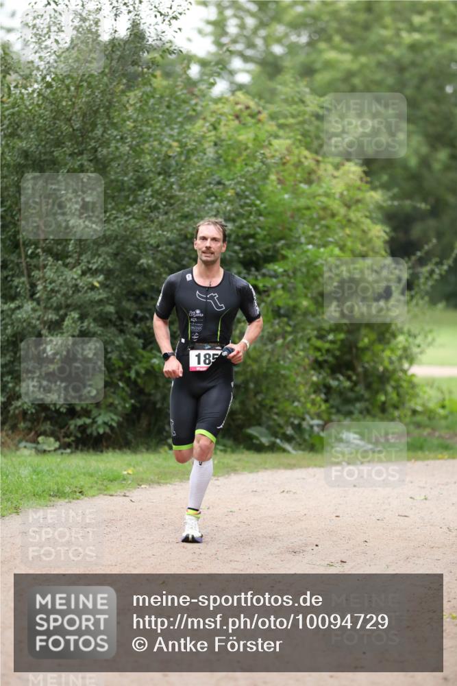 30.08.2026 - Elbe Triathlon Hamburg Antke Förster http://msf.ph/oto/10094729 30.08.2026 09:27:28 Laufen 18 meine-sportfotos.de