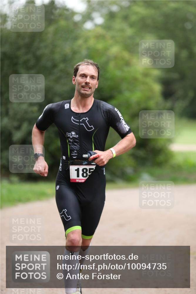 30.08.2026 - Elbe Triathlon Hamburg Antke Förster http://msf.ph/oto/10094735 30.08.2026 09:27:30 Laufen 1851 meine-sportfotos.de