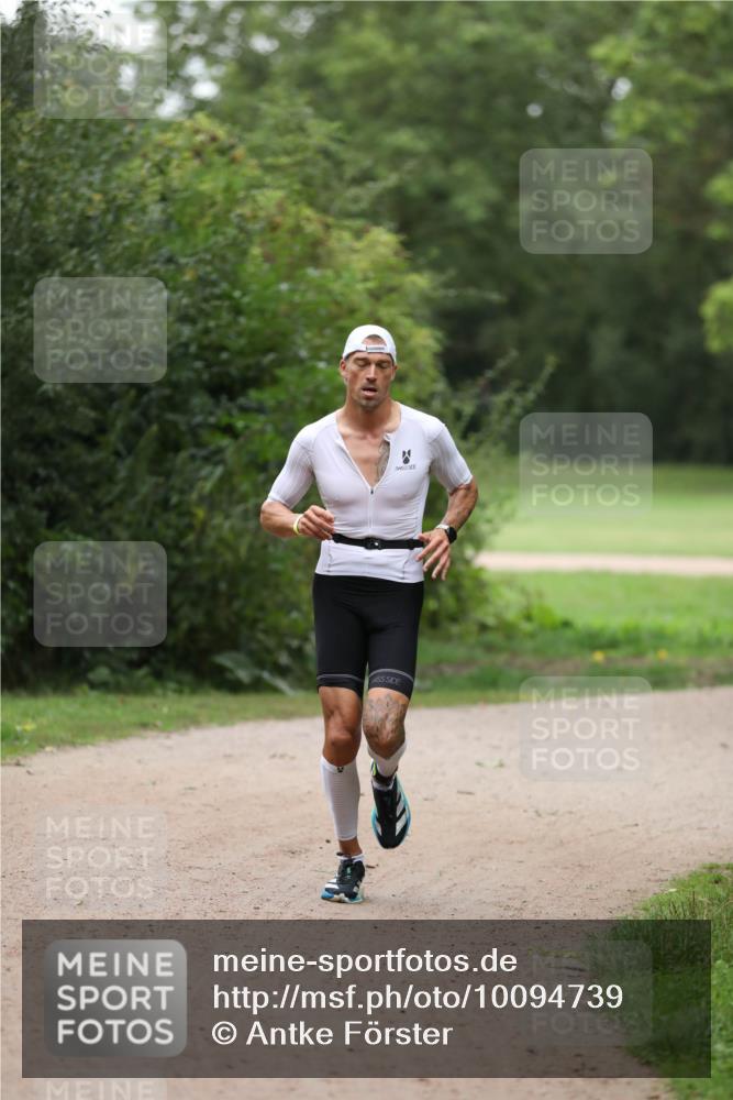 30.08.2026 - Elbe Triathlon Hamburg Antke Förster http://msf.ph/oto/10094739 30.08.2026 09:27:52 Laufen  meine-sportfotos.de