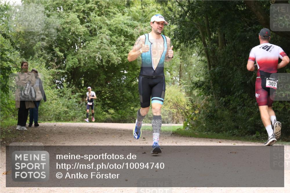 30.08.2026 - Elbe Triathlon Hamburg Antke Förster http://msf.ph/oto/10094740 30.08.2026 09:44:03 Laufen 307 meine-sportfotos.de