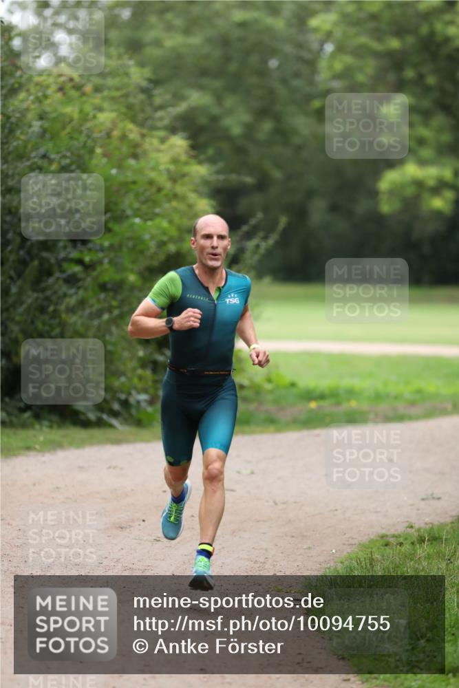 30.08.2026 - Elbe Triathlon Hamburg Antke Förster http://msf.ph/oto/10094755 30.08.2026 09:29:28 Laufen  meine-sportfotos.de