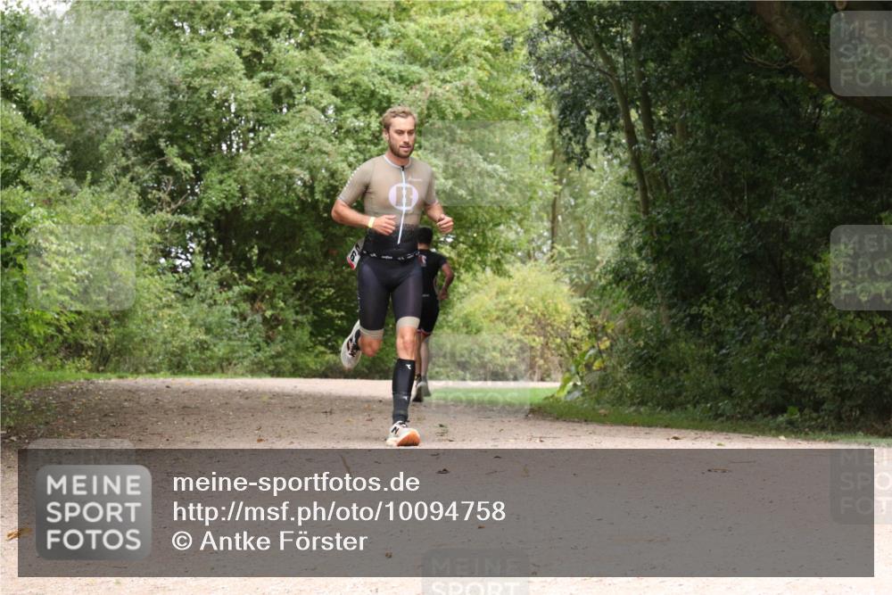 30.08.2026 - Elbe Triathlon Hamburg Antke Förster http://msf.ph/oto/10094758 30.08.2026 09:44:29 Laufen  meine-sportfotos.de