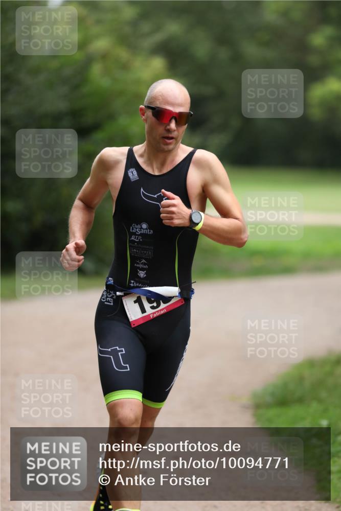 30.08.2026 - Elbe Triathlon Hamburg Antke Förster http://msf.ph/oto/10094771 30.08.2026 09:30:02 Laufen 19 meine-sportfotos.de