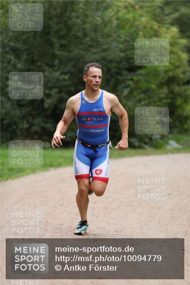 30.08.2026 - Elbe Triathlon Hamburg Antke Förster http://msf.ph/oto/10094779 30.08.2026 09:30:18 Laufen  meine-sportfotos.de