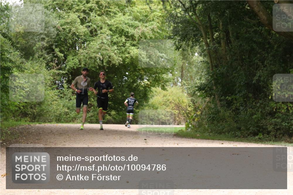 30.08.2026 - Elbe Triathlon Hamburg Antke Förster http://msf.ph/oto/10094786 30.08.2026 09:46:41 Laufen  meine-sportfotos.de