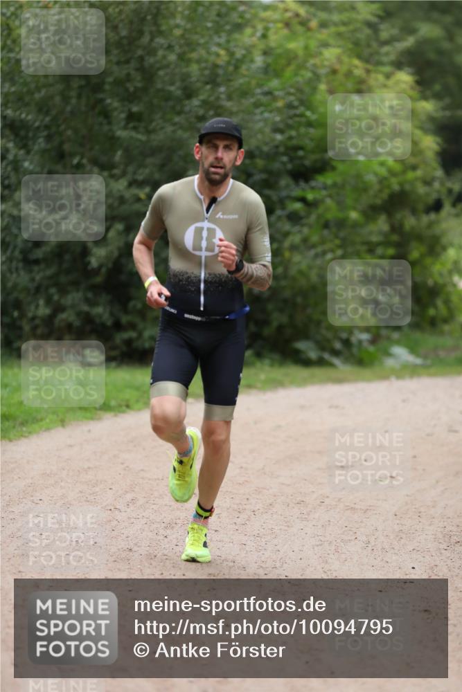 30.08.2026 - Elbe Triathlon Hamburg Antke Förster http://msf.ph/oto/10094795 30.08.2026 09:30:39 Laufen  meine-sportfotos.de