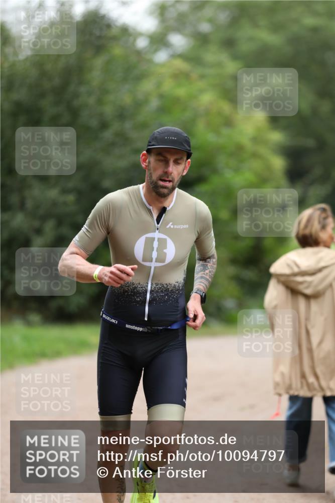 30.08.2026 - Elbe Triathlon Hamburg Antke Förster http://msf.ph/oto/10094797 30.08.2026 09:30:41 Laufen  meine-sportfotos.de