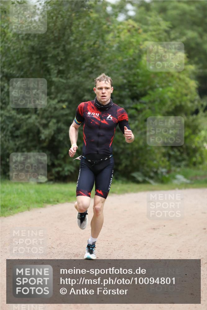 30.08.2026 - Elbe Triathlon Hamburg Antke Förster http://msf.ph/oto/10094801 30.08.2026 09:31:44 Laufen  meine-sportfotos.de