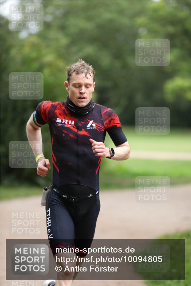 30.08.2026 - Elbe Triathlon Hamburg Antke Förster http://msf.ph/oto/10094805 30.08.2026 09:31:45 Laufen  meine-sportfotos.de