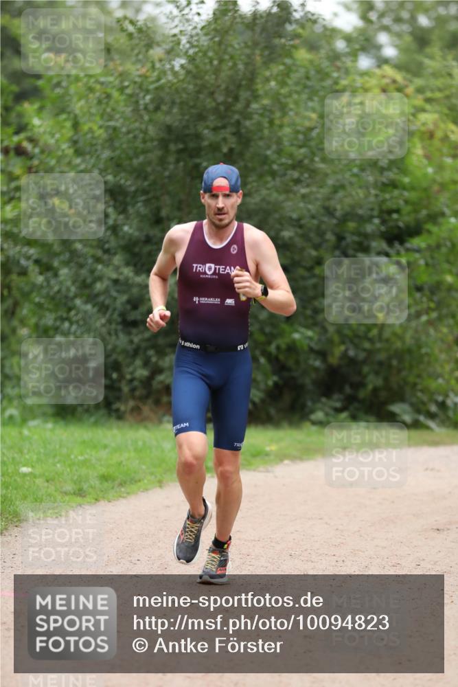 30.08.2026 - Elbe Triathlon Hamburg Antke Förster http://msf.ph/oto/10094823 30.08.2026 09:32:24 Laufen  meine-sportfotos.de