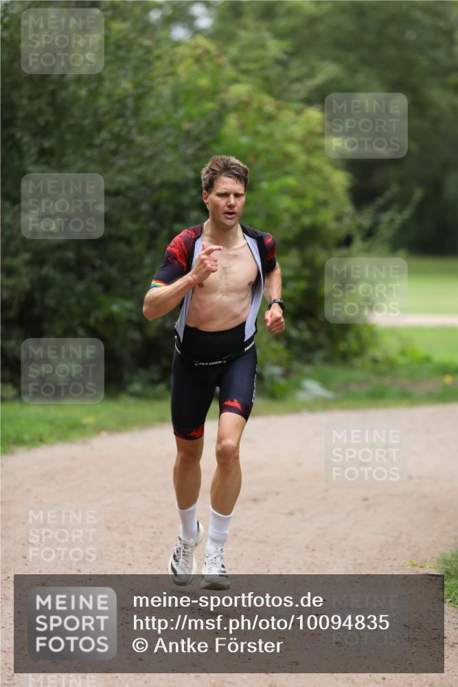 30.08.2026 - Elbe Triathlon Hamburg Antke Förster http://msf.ph/oto/10094835 30.08.2026 09:32:33 Laufen  meine-sportfotos.de