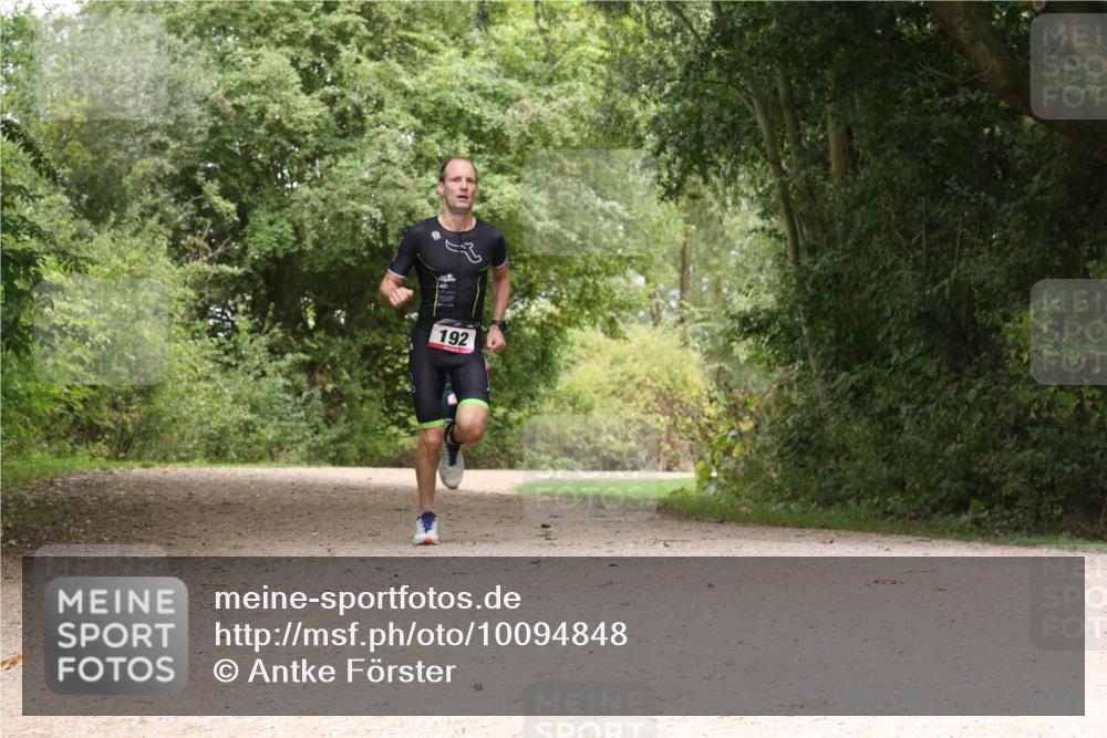30.08.2026 - Elbe Triathlon Hamburg Antke Förster http://msf.ph/oto/10094848 30.08.2026 09:49:35 Laufen 192 meine-sportfotos.de