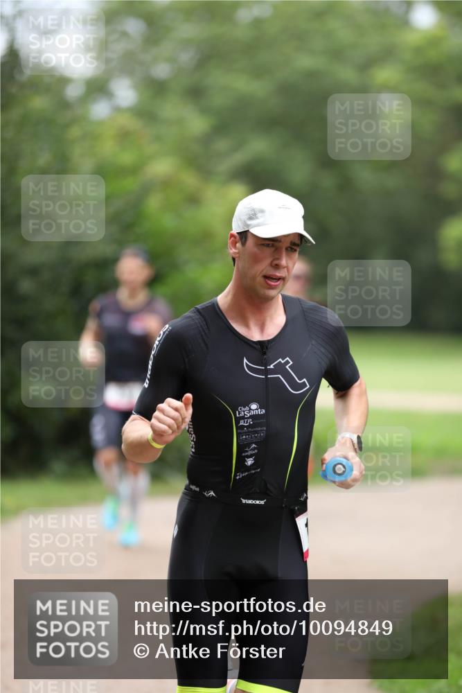 30.08.2026 - Elbe Triathlon Hamburg Antke Förster http://msf.ph/oto/10094849 30.08.2026 09:32:57 Laufen  meine-sportfotos.de